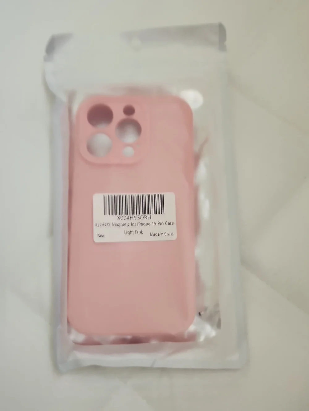 Light Pink iPhone 15 Pro Magnetic Case - Soft Protective Cover